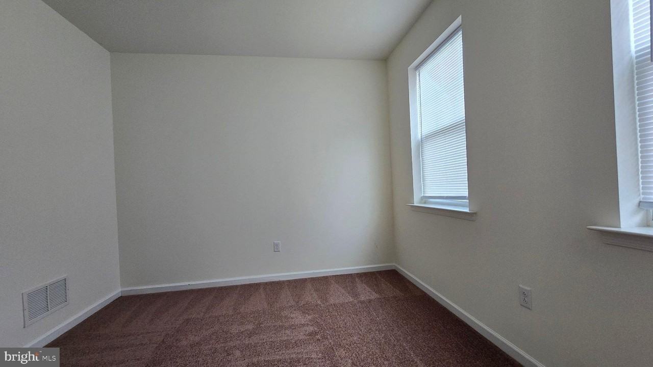 41 TYNDALL TRL Drive - Photo 7 of 44