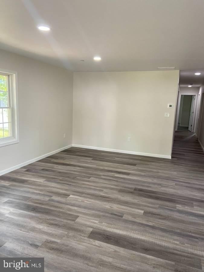 9 Slipstream Ct - Photo 2 of 12
