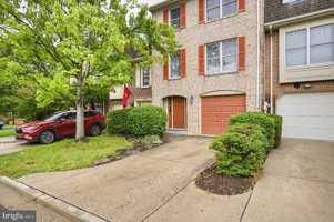 featured image of 8006 Broken Reed Ct