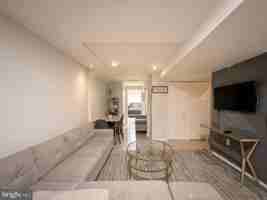 featured image of 13208 Burleigh St