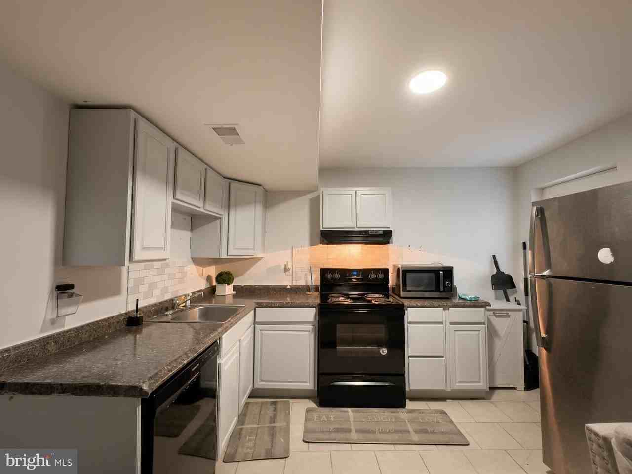 13208 Burleigh St - Photo 6 of 15