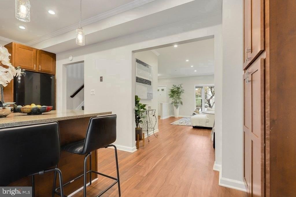 6918 Flag Harbor Dr - Photo 6 of 20