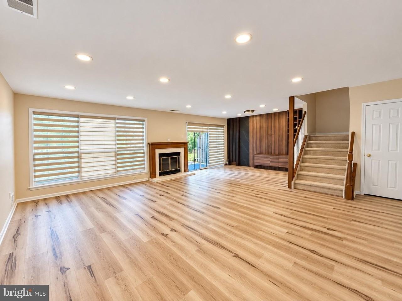 10 Colebrook Ct - Photo 6 of 22