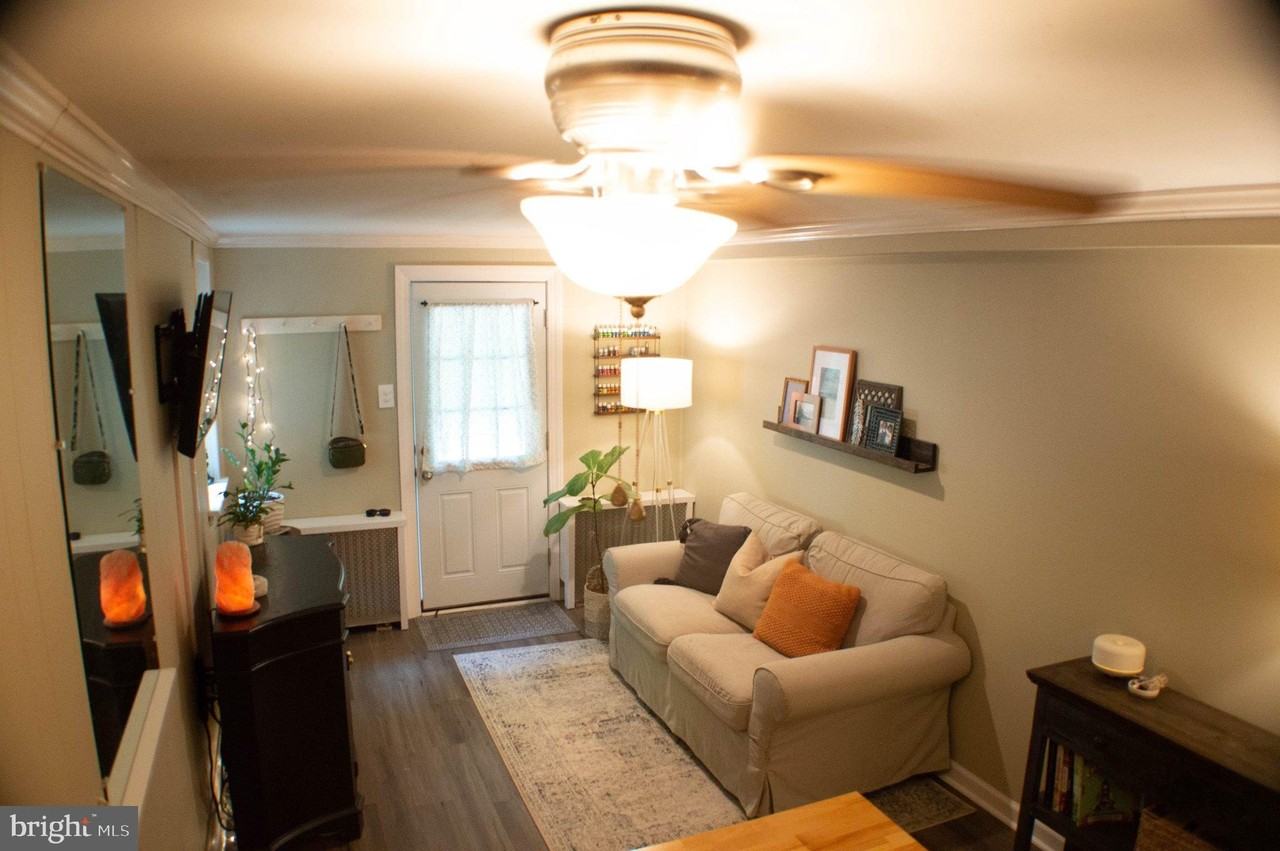 176 Davisville Rd #2 - Photo 6 of 13