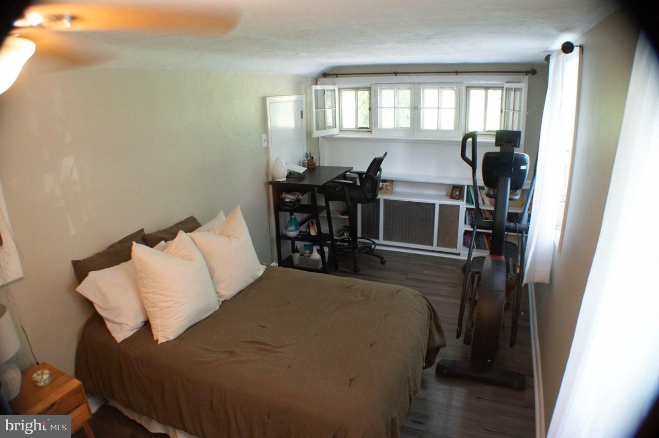 176 Davisville Rd #2 - Photo 7 of 13