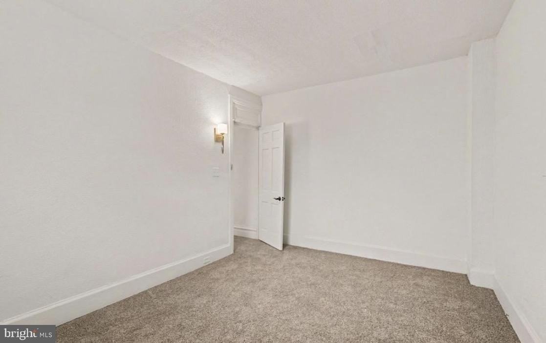 524 N 16th St - Photo 4 of 10