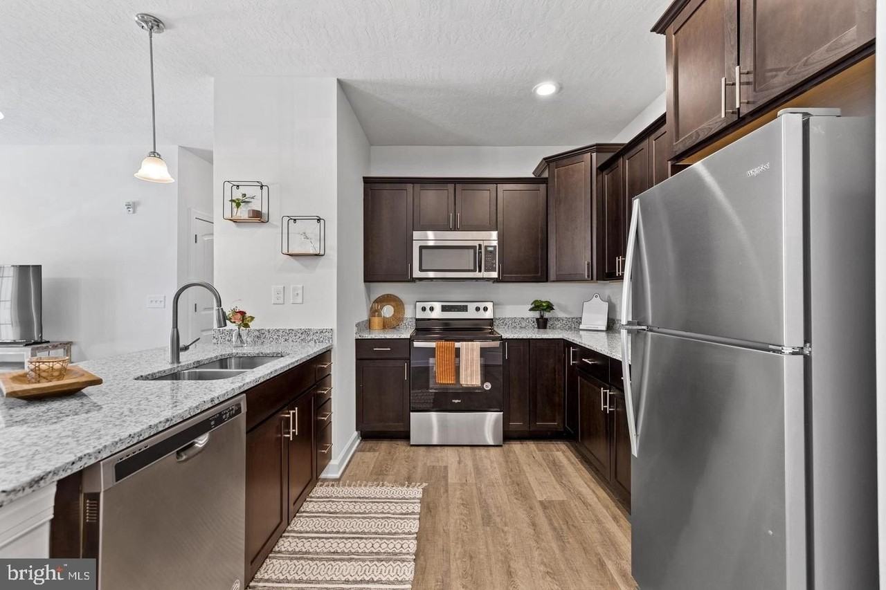 940 Setting Sun Ln #09-207 - Photo 3 of 18