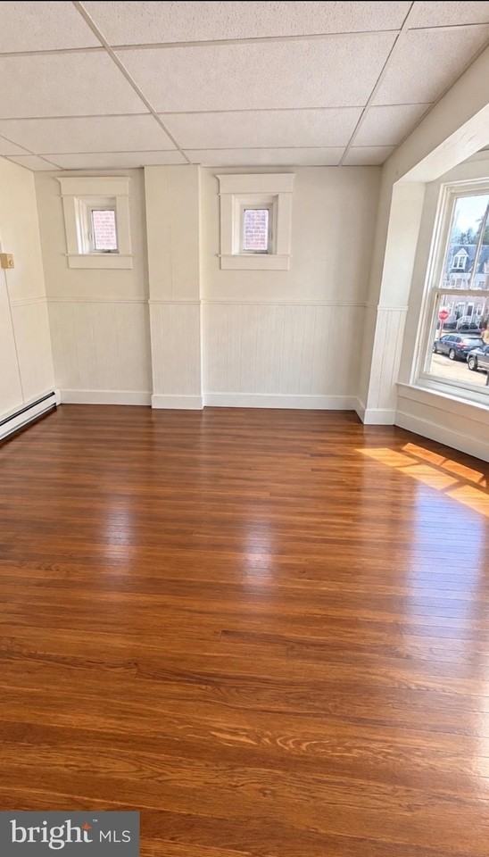 209 S West St - Photo 3 of 5