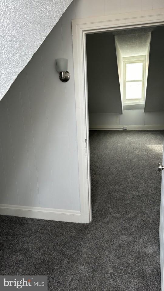 419 W King St - Photo 2 of 9