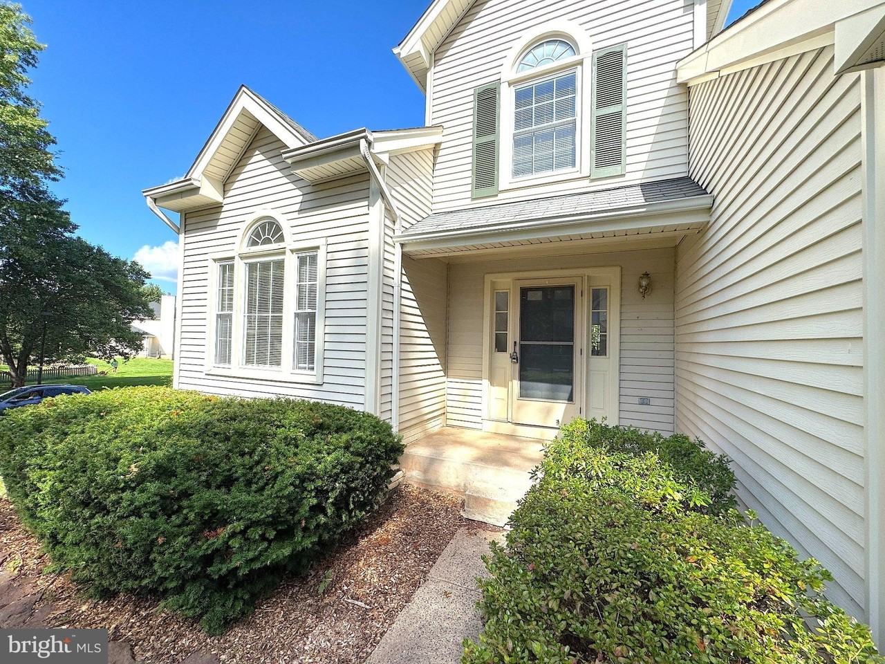 13229 Ladybank Ln - Photo 3 of 4