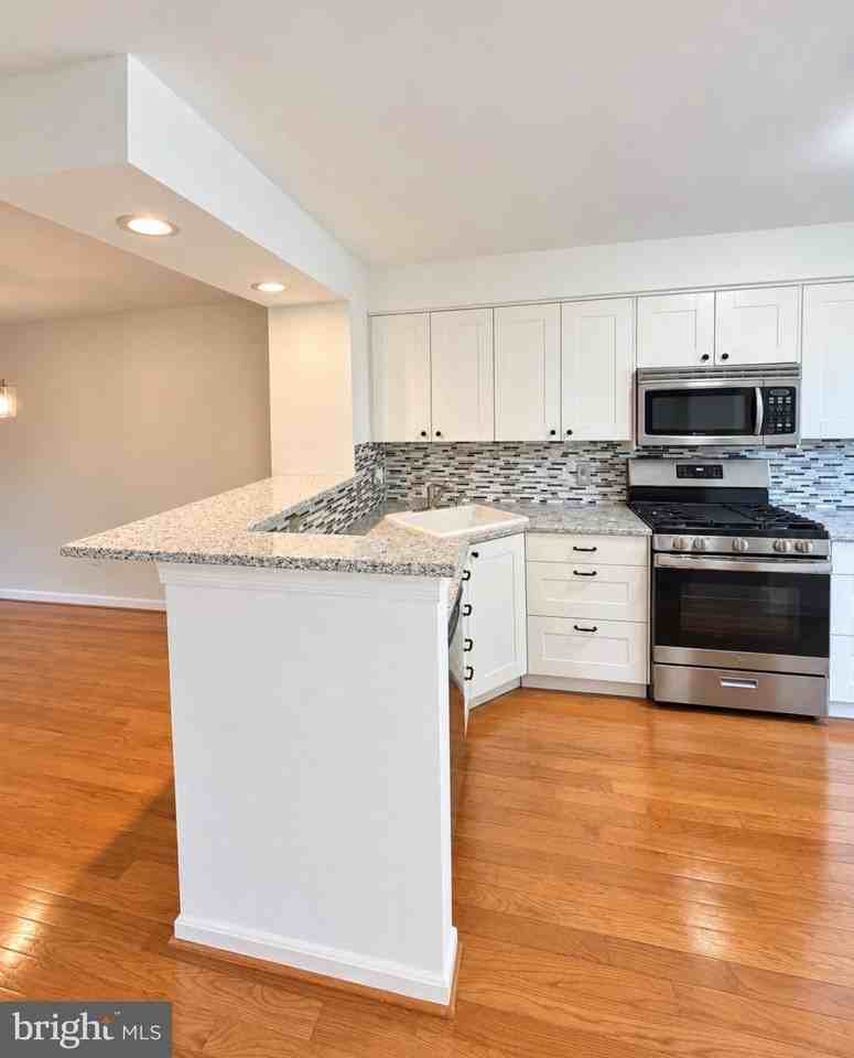 3022 Kings Village Rd - Photo 3 of 33