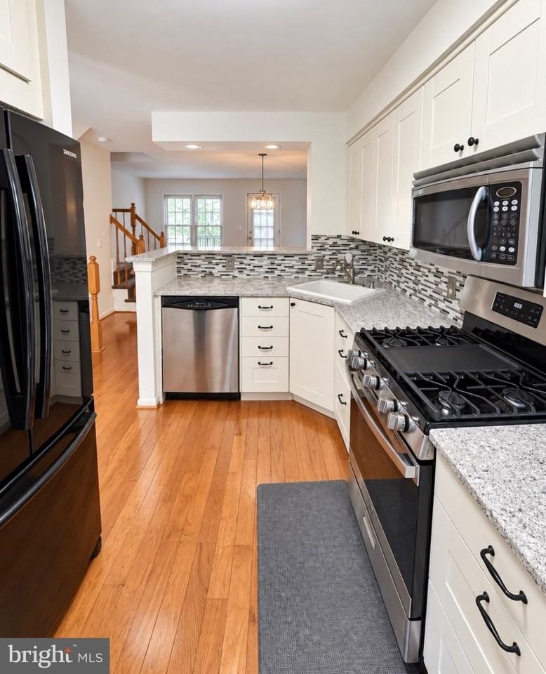 3022 Kings Village Rd - Photo 5 of 33