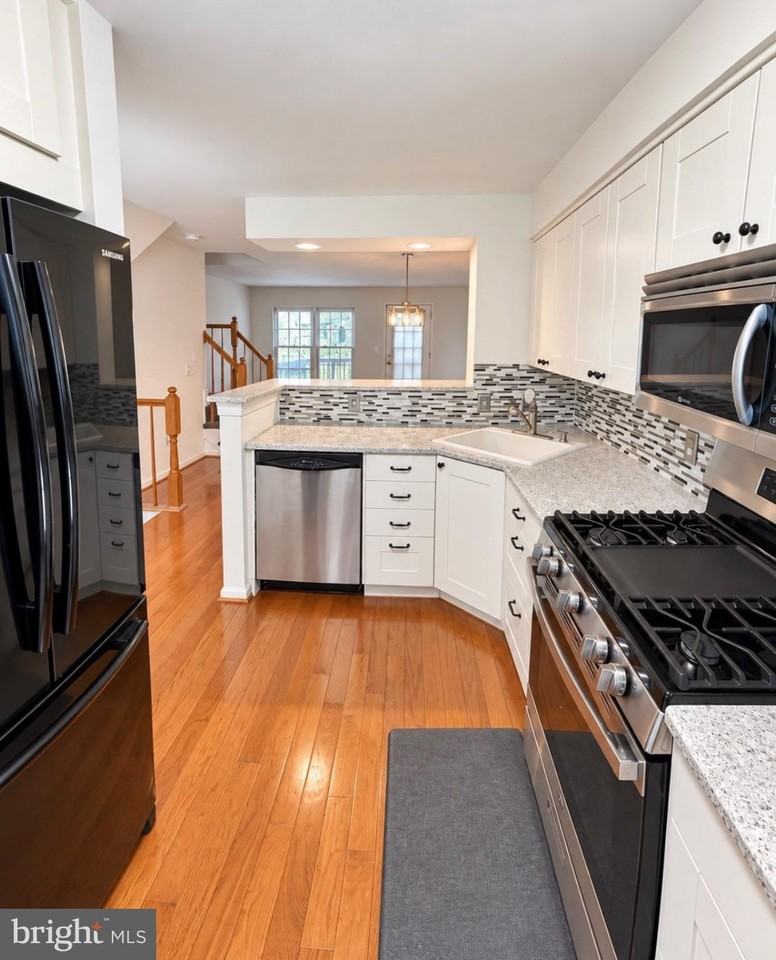 3022 Kings Village Rd - Photo 6 of 33