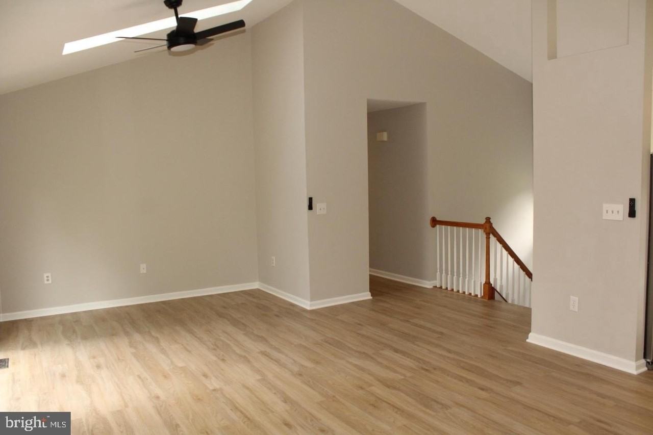5908 Danielle Dr - Photo 6 of 50
