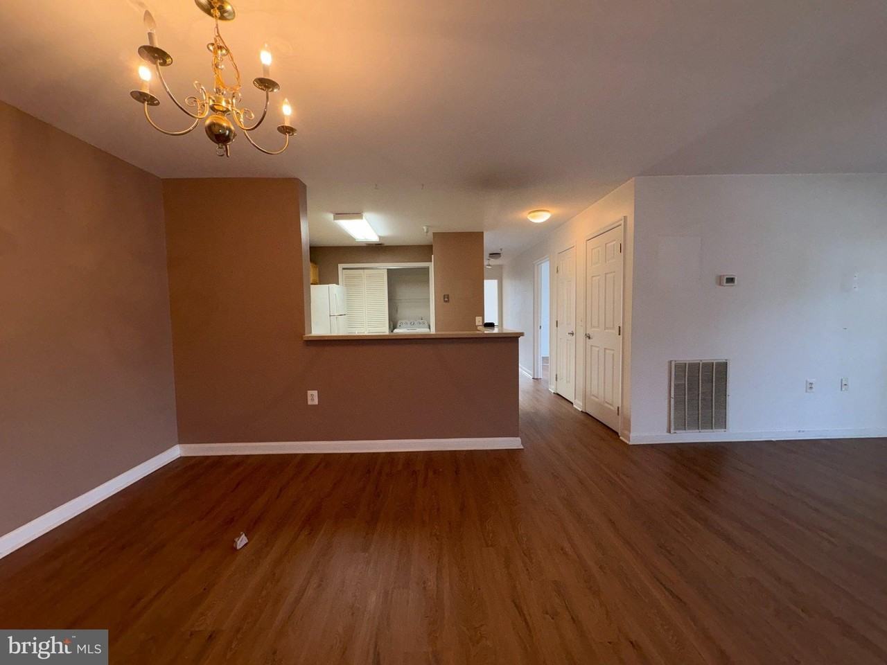 503 Garrison Woods Dr #214 - Photo 4 of 12