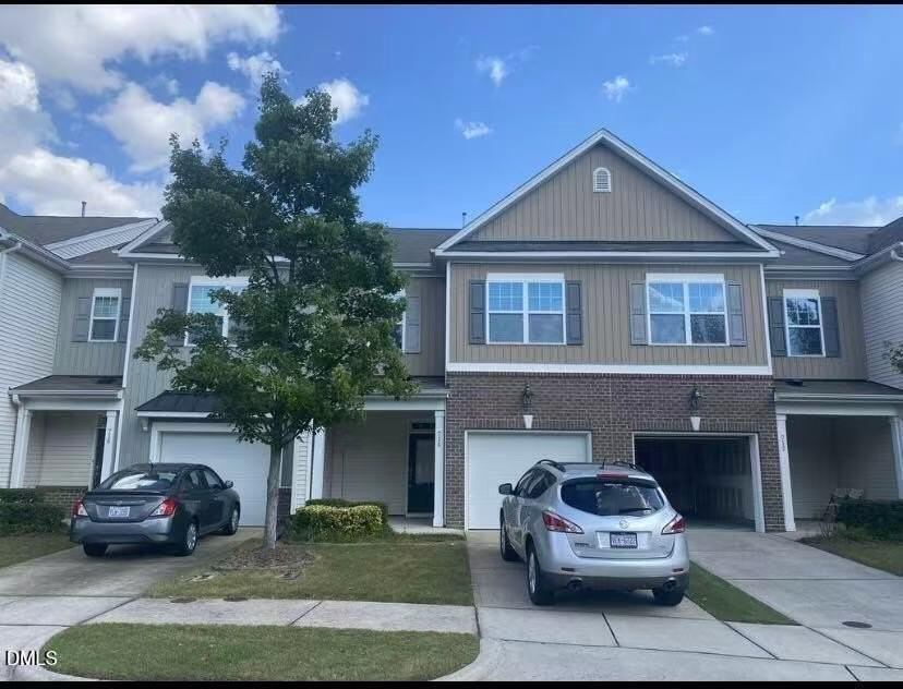 714 Silver Stream Ln - Photo 2 of 22