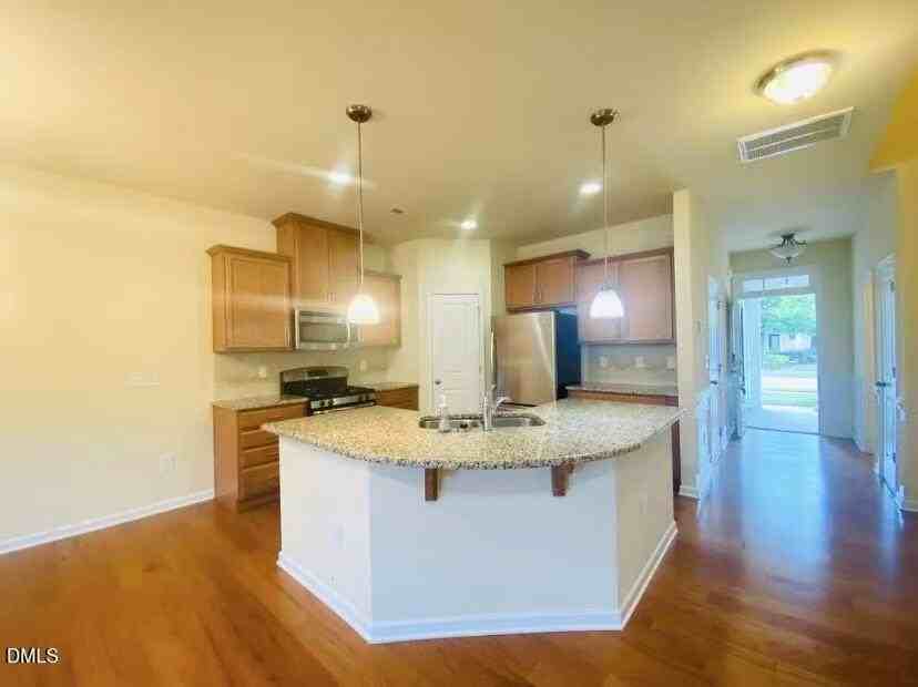 714 Silver Stream Ln - Photo 4 of 22