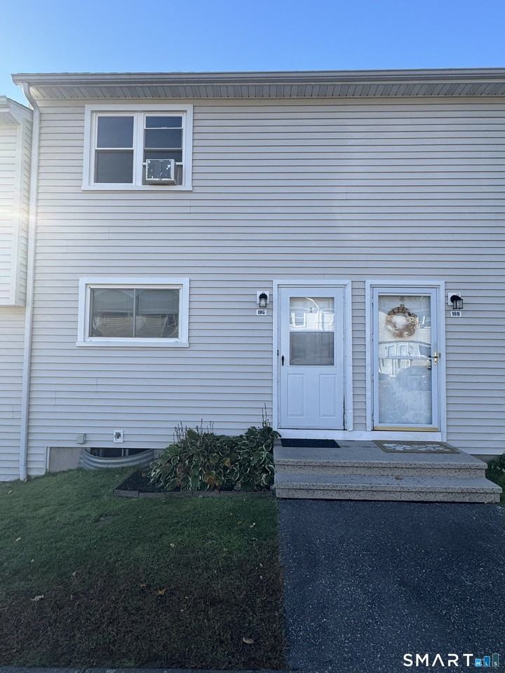 1081 New Haven Rd Apt 10g - Photo 2 of 2