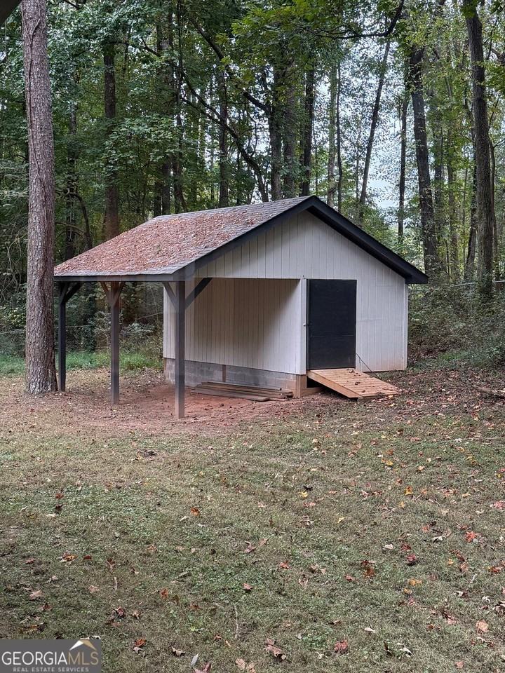 5350 Hearn Rd - Photo 3 of 18