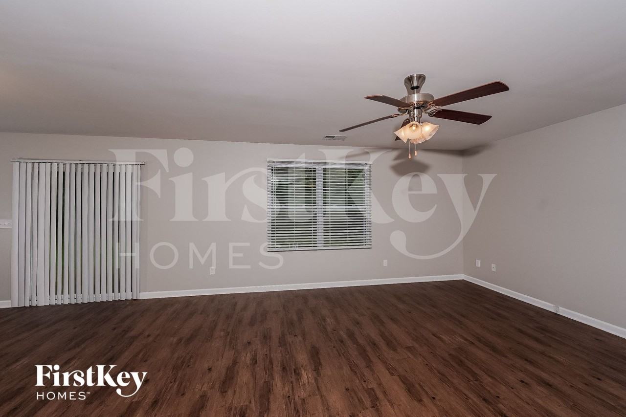 4650 Deer Foot Path - Photo 2 of 15