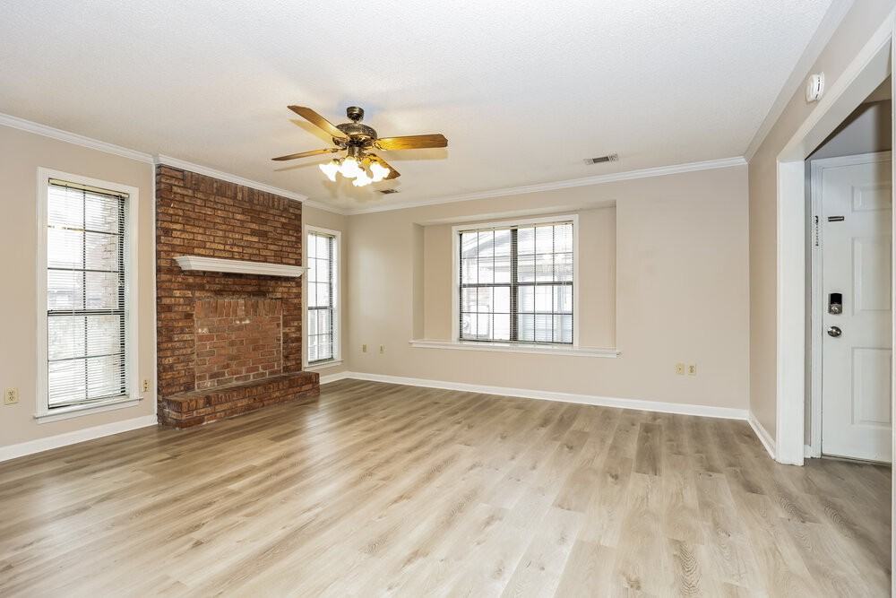 7790 Hickory Meadow Rd - Photo 5 of 17