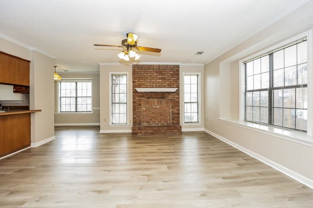 7790 Hickory Meadow Rd - Photo 6 of 17