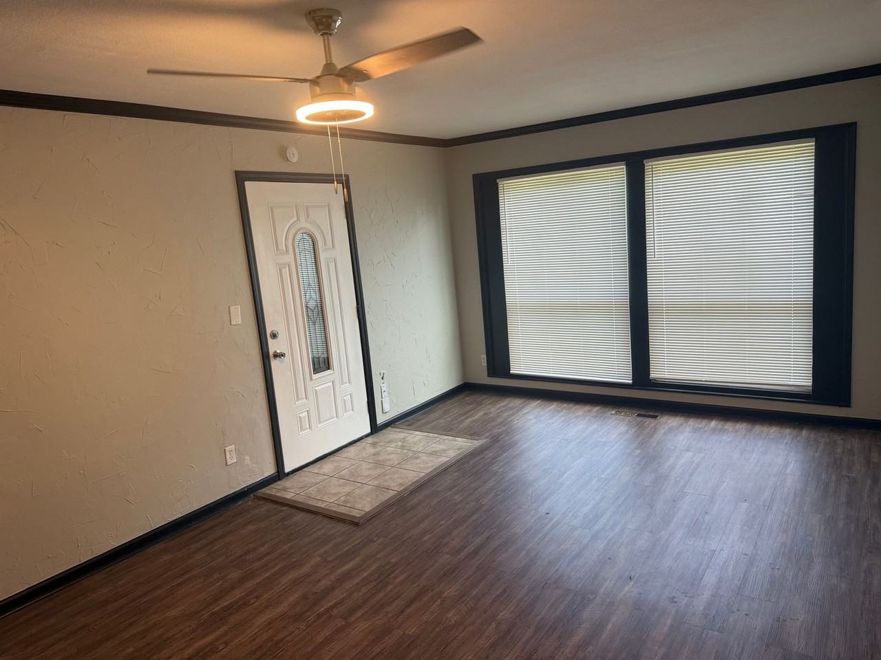 564 S 87th East Ave - Photo 5 of 19