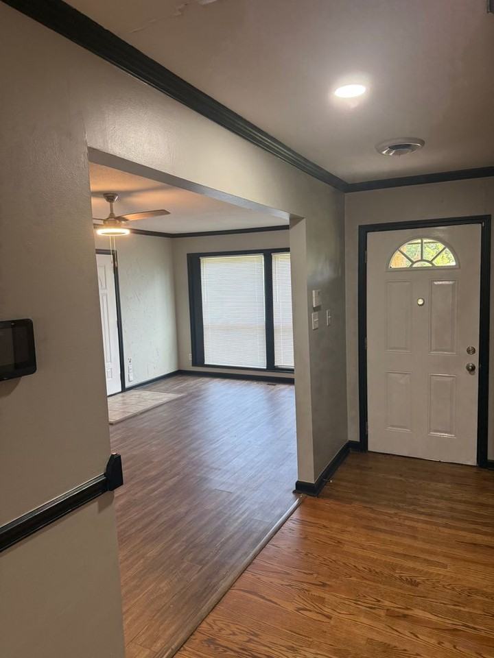 564 S 87th East Ave - Photo 6 of 19