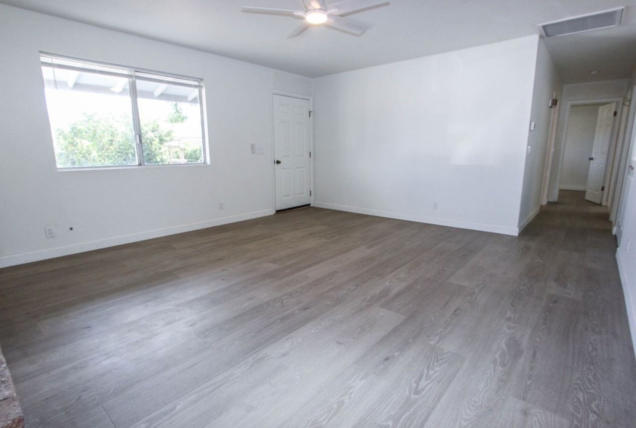 8642 E Apache Dr - Photo 2 of 18