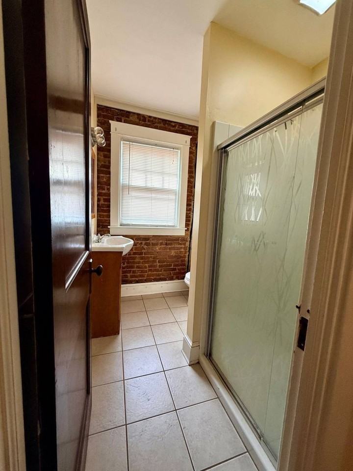 412 S W End Ave #2 - Photo 7 of 15