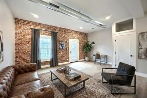 featured image of 1111 N George St #3A