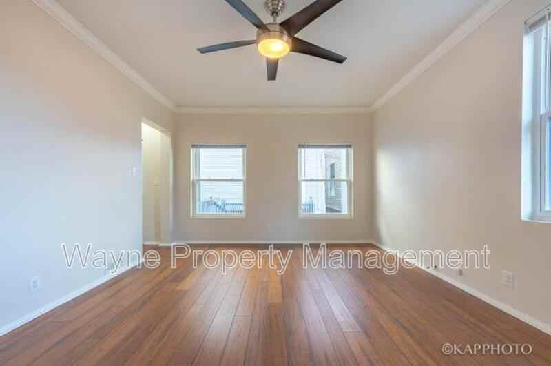 1849 W Wellington Ave #1R - Photo 3 of 25
