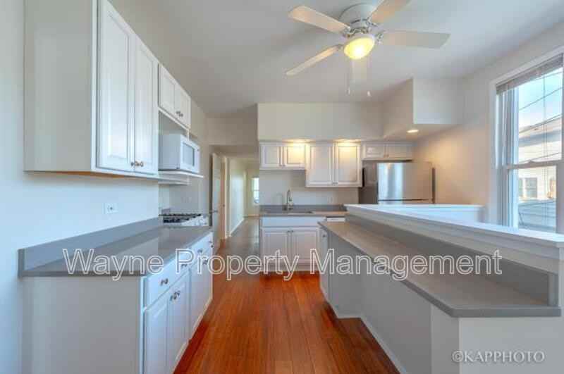 1849 W Wellington Ave #1R - Photo 5 of 25