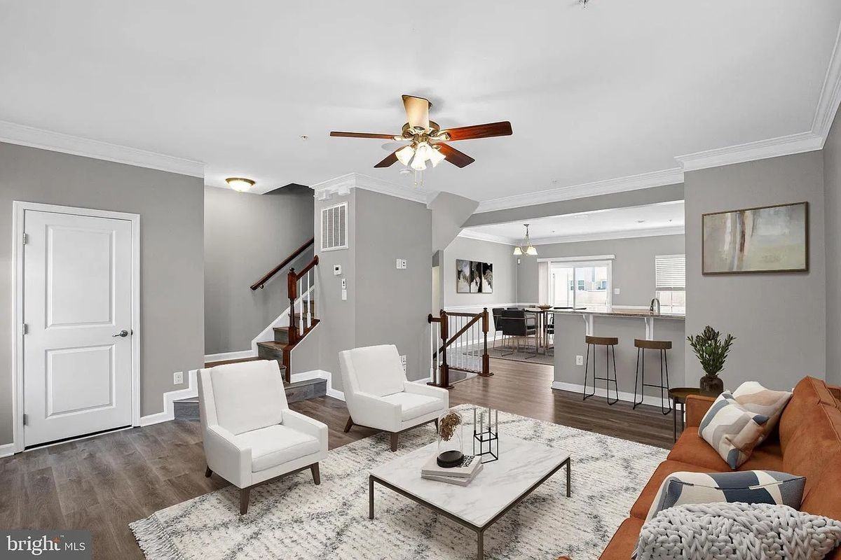 5413 Doubleday Ln - Photo 2 of 4