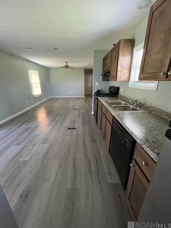 12206 Springfield Rd - Photo 2 of 6