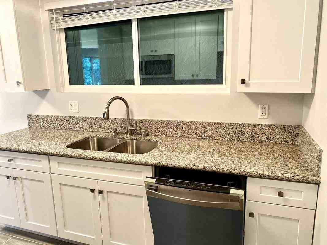 11555 Archwood St - Photo 3 of 13
