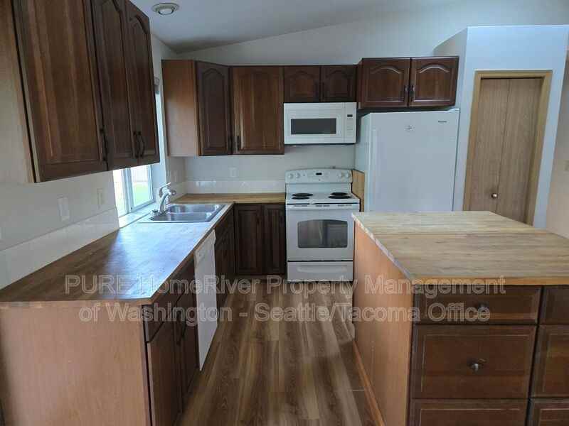 11004 222nd Avenue Ct E - Photo 3 of 49
