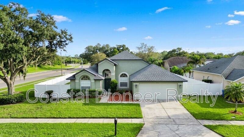 8902 Breland Dr - Photo 2 of 48