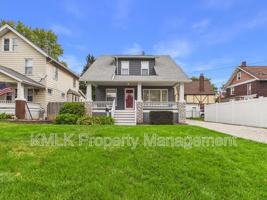 featured image of 1707 7th St