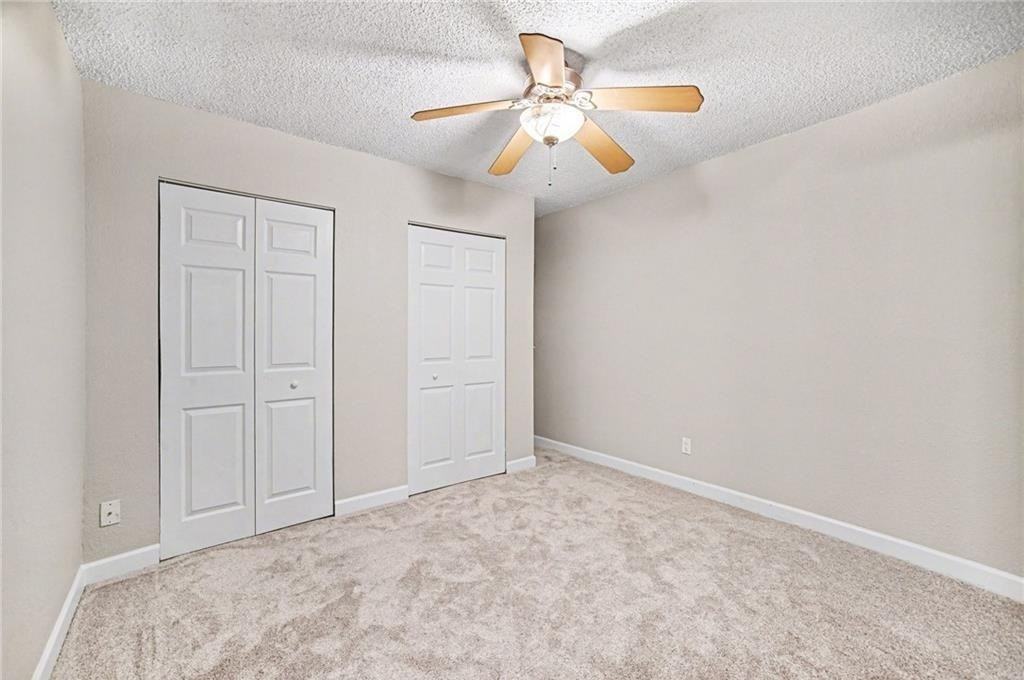 4727 Jarboe St - Photo 7 of 12