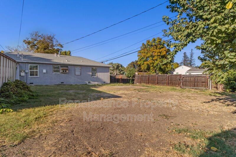 2406 Telegraph Ave - Photo 4 of 22