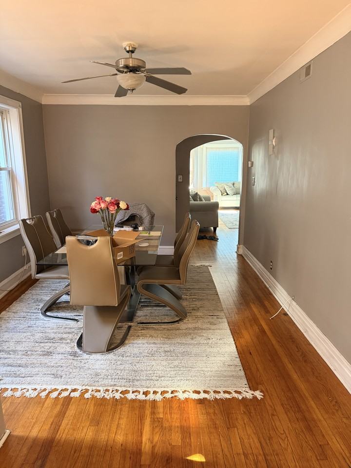 8015 S Eberhart Ave #3 - Photo 3 of 3