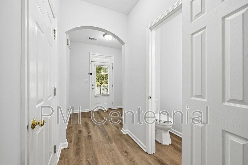 1670 Garbrooke Cv - Photo 5 of 27