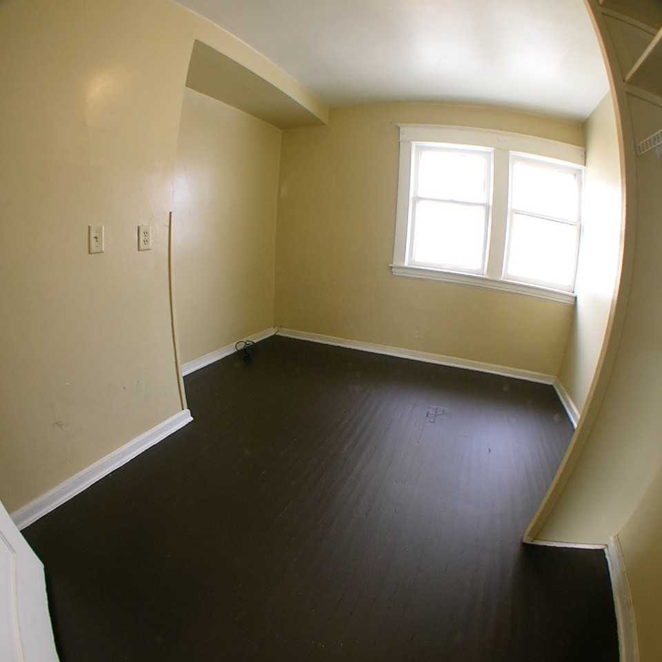 944 Eastern Avenue Southeast #2 - Photo 5 of 8