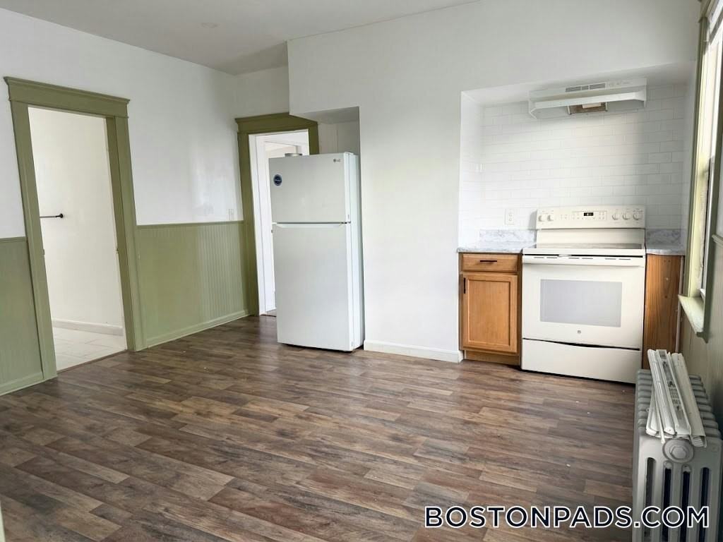 2 Chapin St #3 - Photo 6 of 6