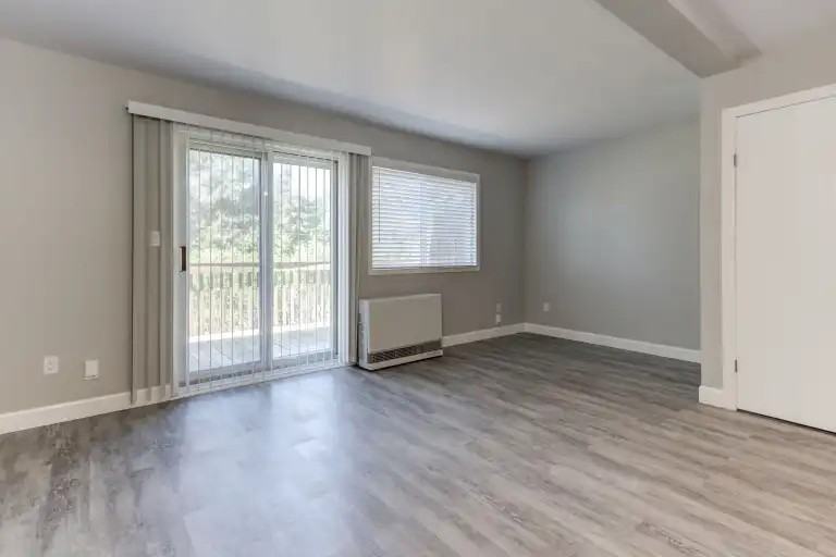 1538 Main St #102 - Photo 7 of 18