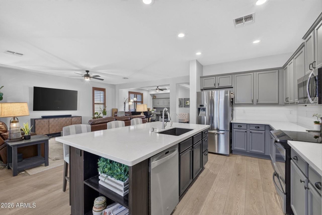 3672 E San Carlos Pl - Photo 7 of 50