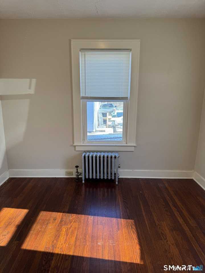 46 Denison Ave - Photo 3 of 15