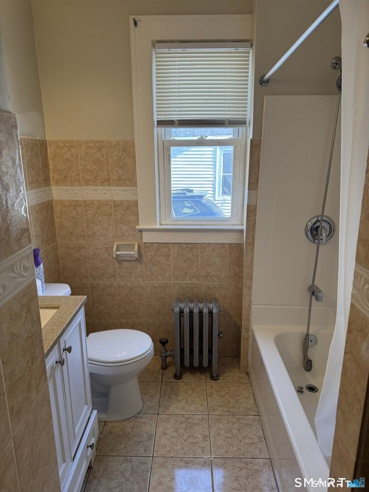 46 Denison Ave - Photo 6 of 15