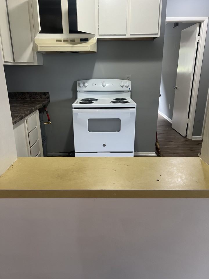 Ensley Apartments - Photo 2 of 21